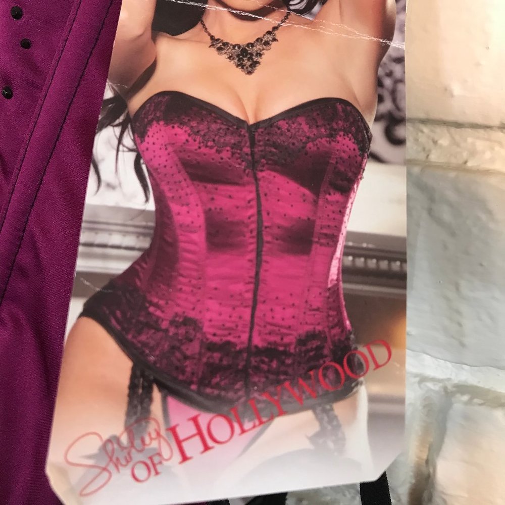 Corset Satin & Lace. Matching G-string Magenta